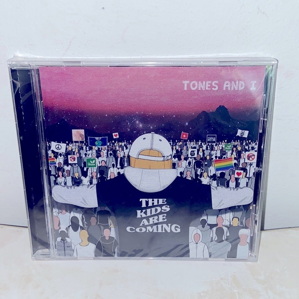 The Kids Are Coming 💿 Extended play by Tones and I 🎵 CD​​​​